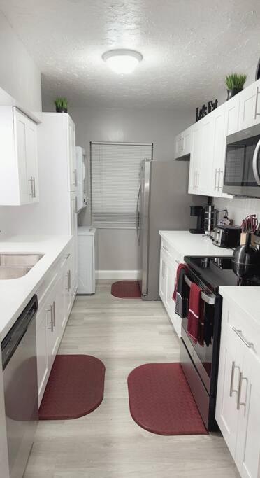 The Manors - Cozy 2 Bedrooms, 2 Baths Fort Lauderdale Ngoại thất bức ảnh